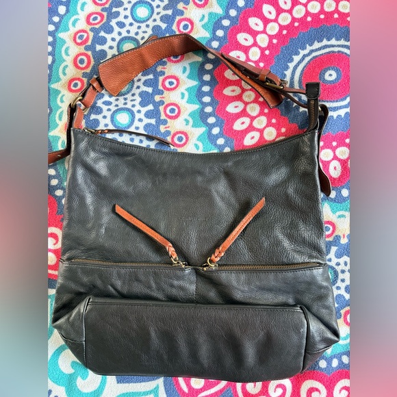 Cynthia Rowley Black Pebbled Leather Hobo Shoulder Bag with Brown Accents EUC - Picture 13 of 13